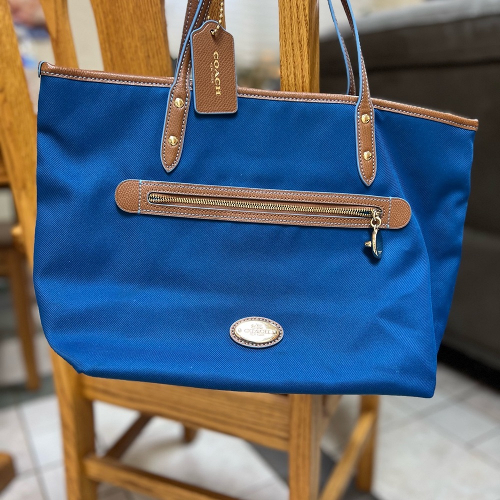 Coach Royal Blue and Brown Tote Bag - Picture 2 of 10
